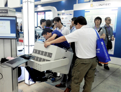 Linkage Technology participated in SEMICON Taiwan 2015 (International Semiconductor Exhibition)